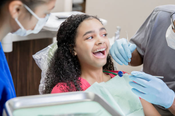 Best Emergency Dental Care for Broken or Chipped Teeth in Wyoming, IL